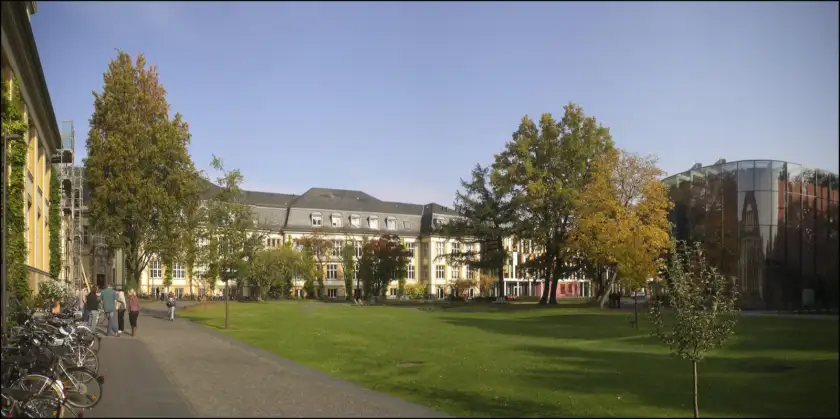 法学院/校园实景
