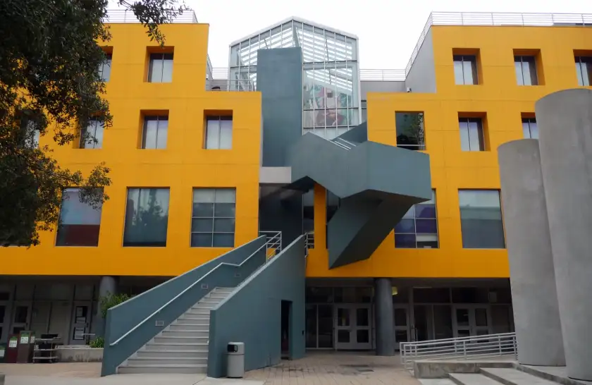 法学院/校园实景