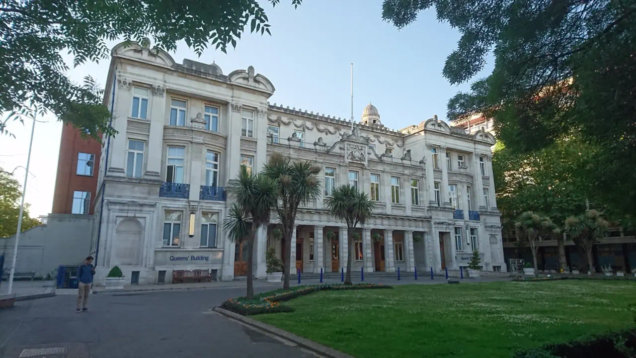 Queen Mary University of London School of Law