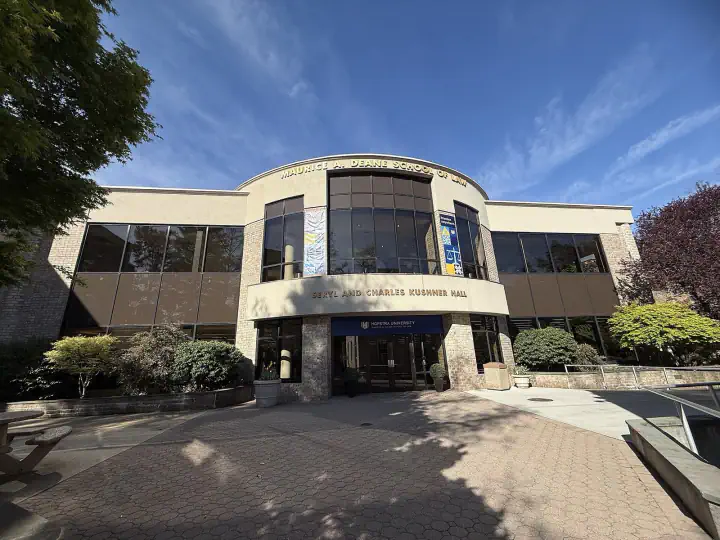 Hofstra University